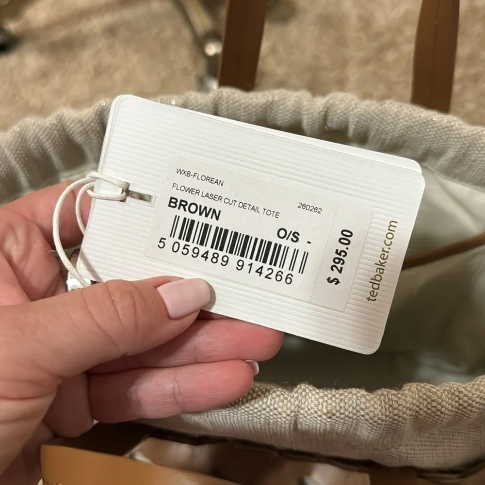 Ted Baker London Florean Flower Laser Cut Tote - Picture 12 of 12